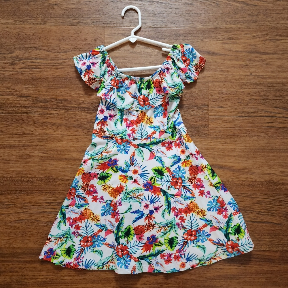 Girls size 5 floral dress
